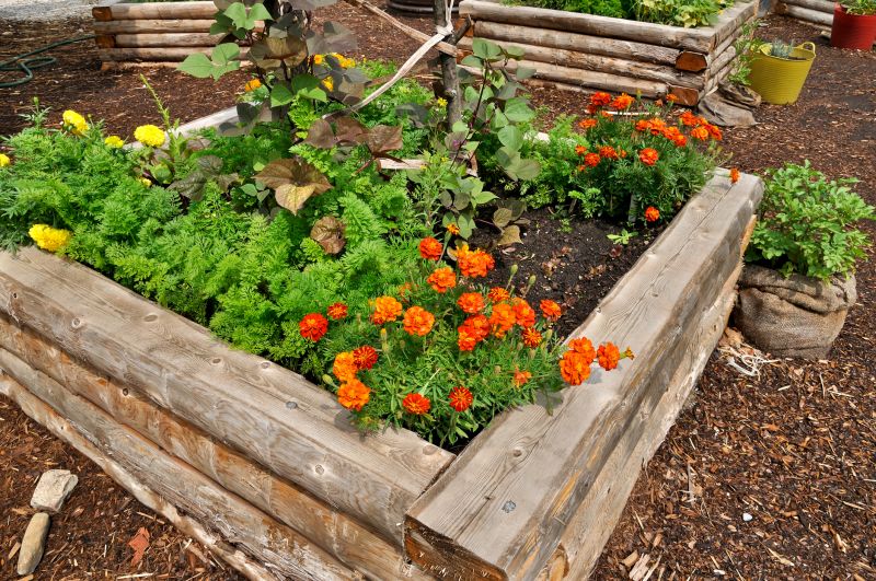 Flower Bed Installation Cost — Cost of flower bed installation